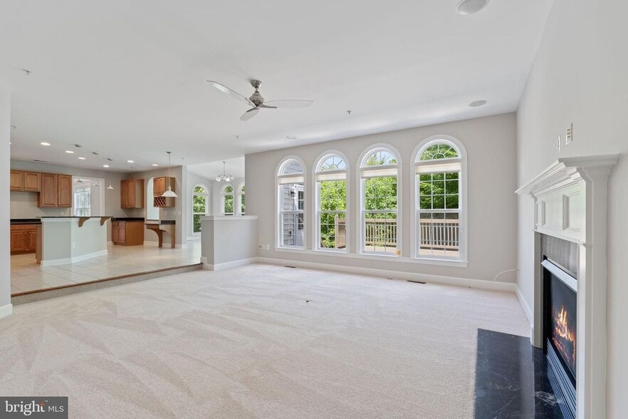 Building Photo - 15436 Symondsbury Way