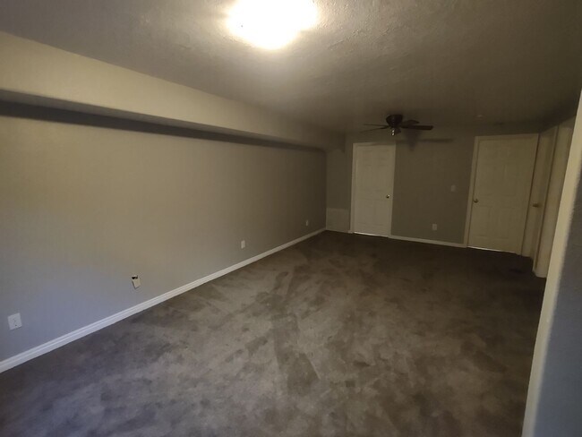 Building Photo - 1840 W 1100 N