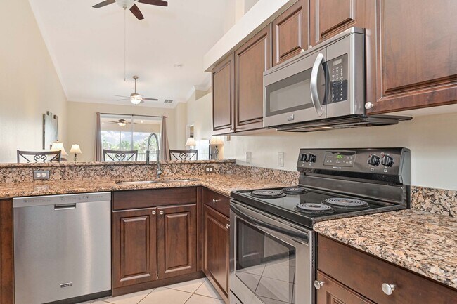 Building Photo - ** 2Bed/2Bath - Turnkey Condo in Bella Ter...