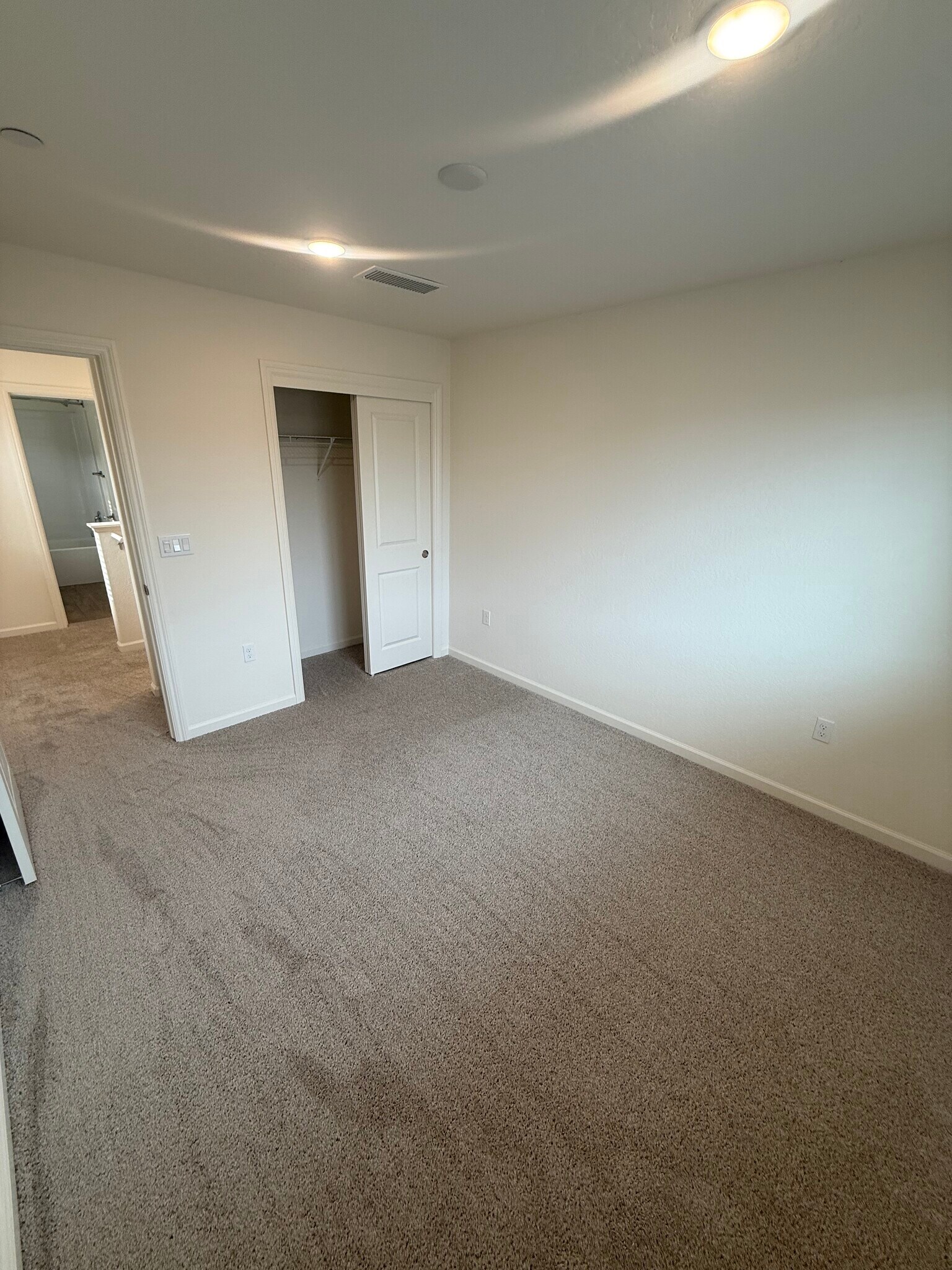 Building Photo - 1519 Redbrick Ln