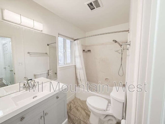 Building Photo - 373 E 150 N