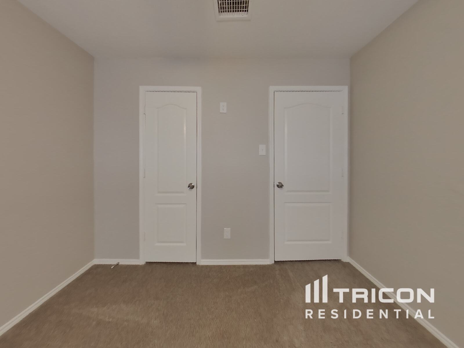 Building Photo - 6733 Bear Hollow Ct