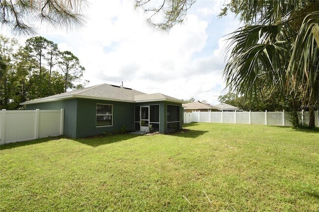 Building Photo - 13 Pinetree Drive