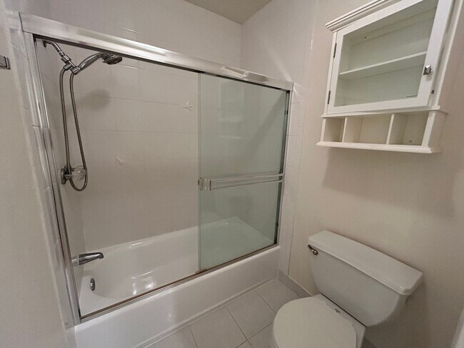 Building Photo - 3BR/2BA Single-Story Home in Walnut Creek’...