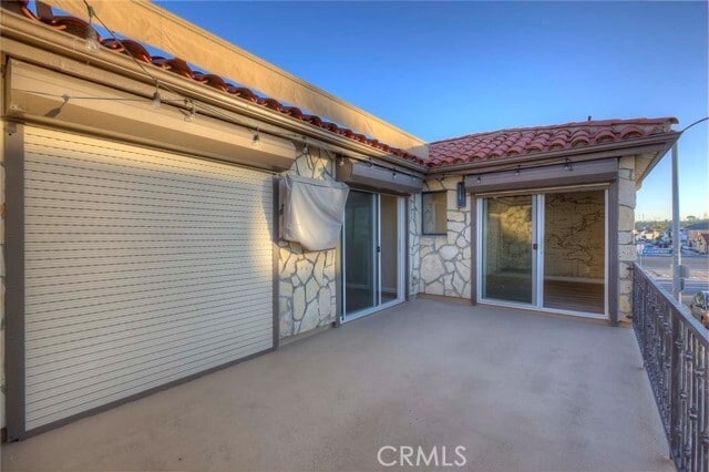 Building Photo - 6800 W Oceanfront