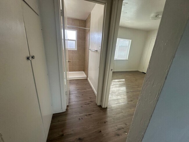 Building Photo - 3001 - Sharma