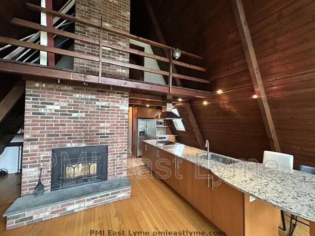 Building Photo - 270 Lambtown Rd