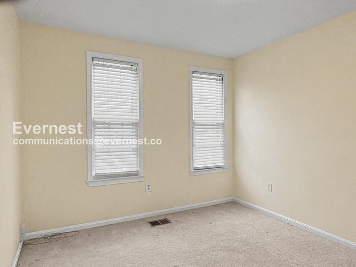 Building Photo - 9005 Heatherfield Ct