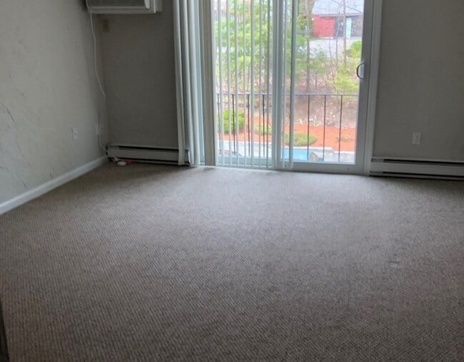 Building Photo - 226 Swanson Rd