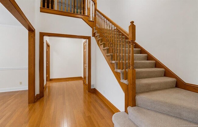 Building Photo - 3691 Bridgewater Dr