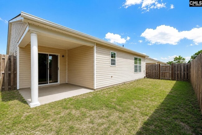 Building Photo - 415 Dahoon Dr