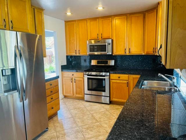 Building Photo - 2806 Atadero Ct