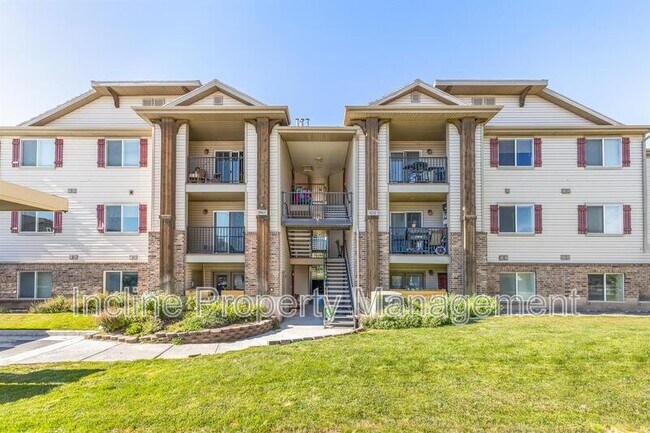 Building Photo - 8212 N Cedar Springs Rd