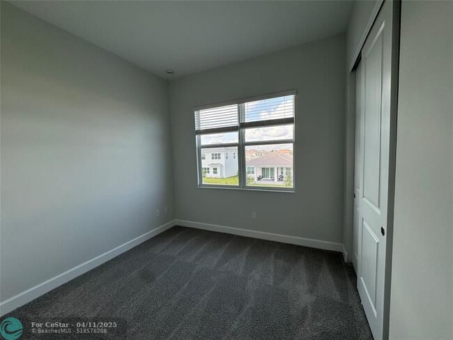 Building Photo - 13933 Prickly Cone Cove