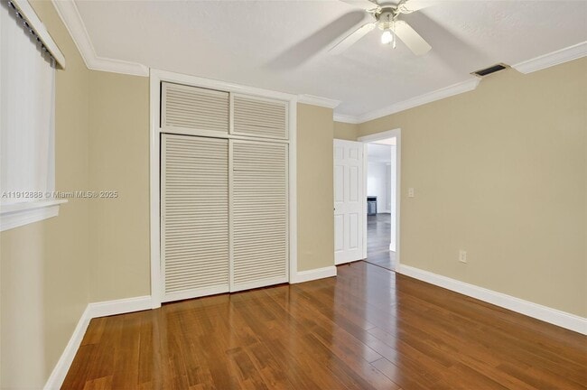 Building Photo - 7920 Alhambra Blvd