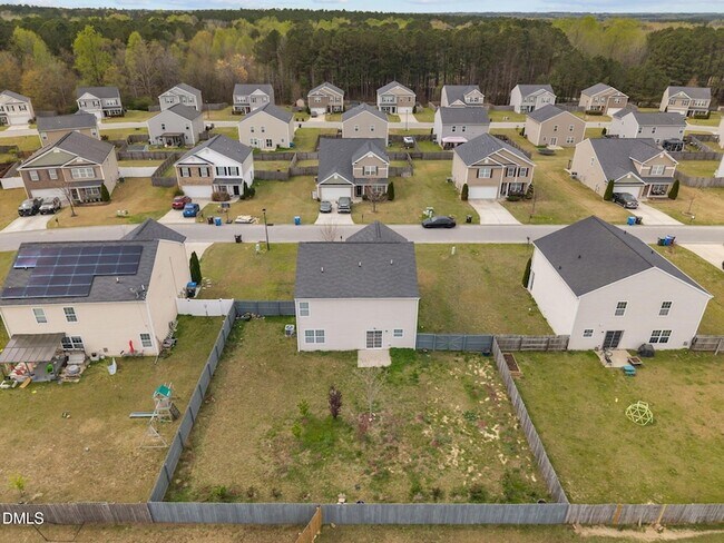 Building Photo - 239 Battery Way