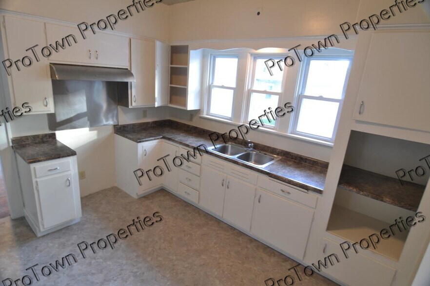Building Photo - 812 Morgan St