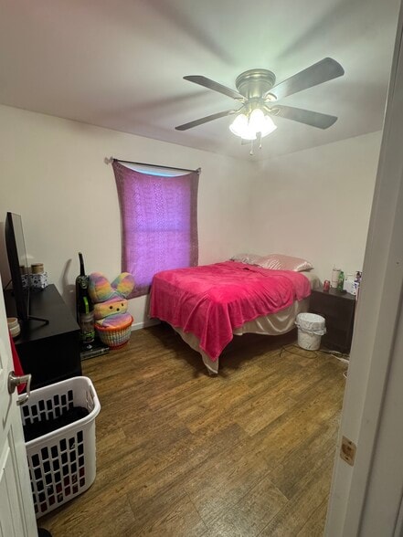 Bedroom #2 - 8824 PA-405