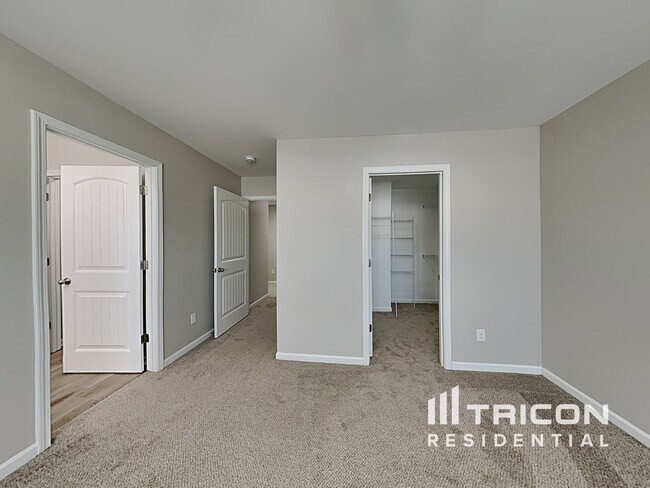 Building Photo - 653 Dawsons Park Wy