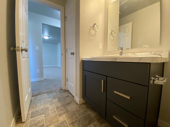 Building Photo - Beautiful 4 Bedroom Home by Brooks Harbor ...