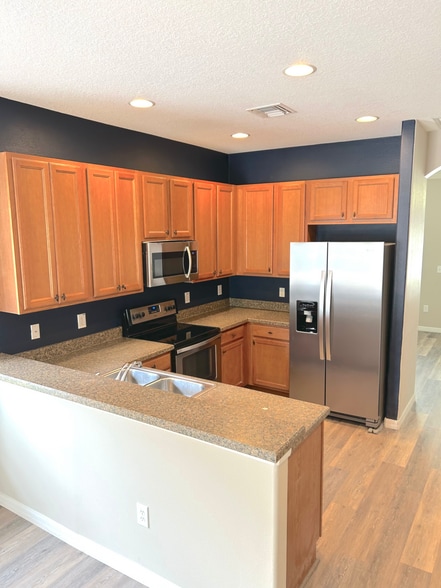 Building Photo - 3437 Heron Island Dr