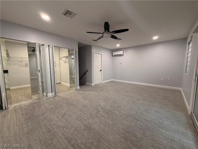 Building Photo - 3711 4th Ave NE