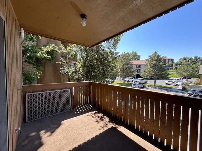 Building Photo - 662 W Jefferson Cove