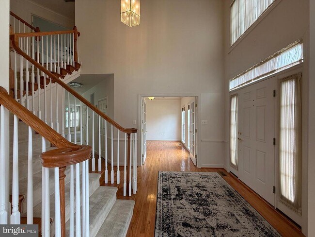 Building Photo - 4415 Medallion Dr