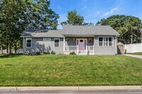 Building Photo - 210 Mermaid Dr