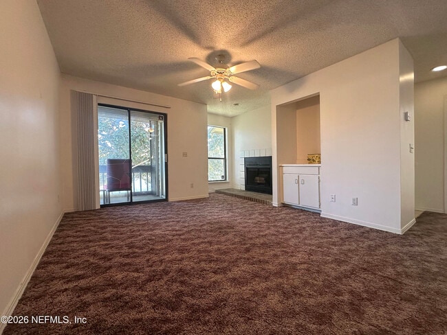Building Photo - 10200 Belle Rive Blvd