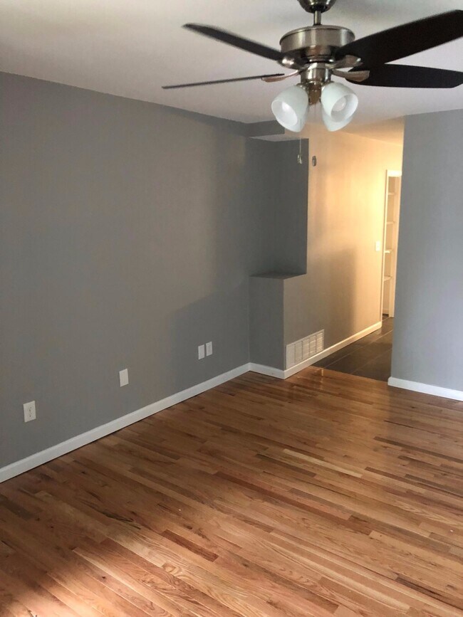 Building Photo - 3-Bedroom Home in Emmaus