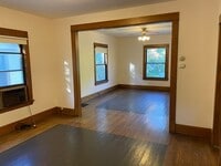 Building Photo - MOVE-IN SPECIAL! Roomy 2 bedroom apartment on the growing NW Side! An availability that won't last!