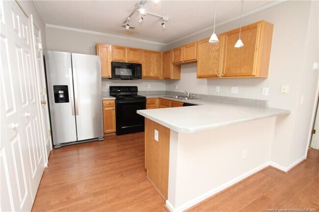 Building Photo - 5425 Golden Moss Trail