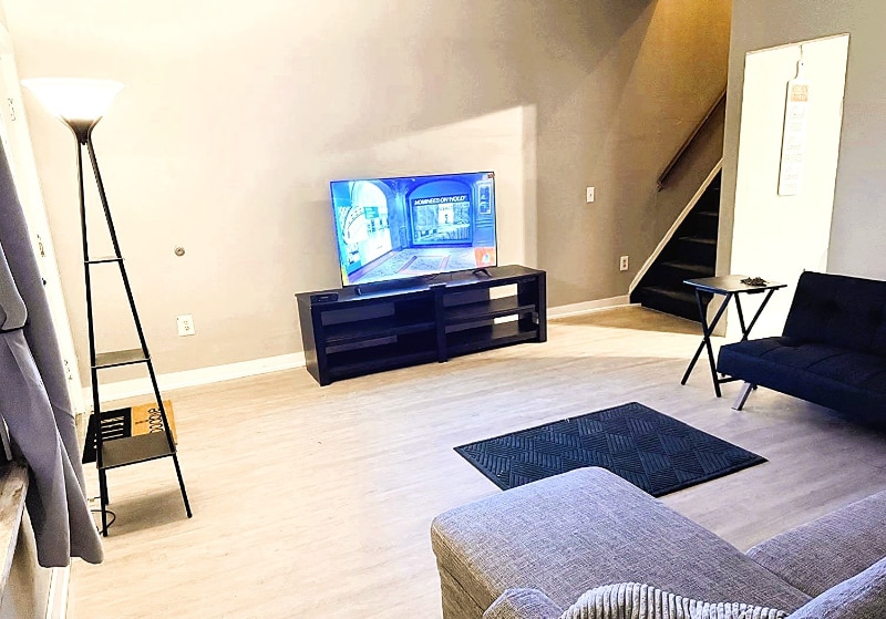 Building Photo - 1201 4th Ave