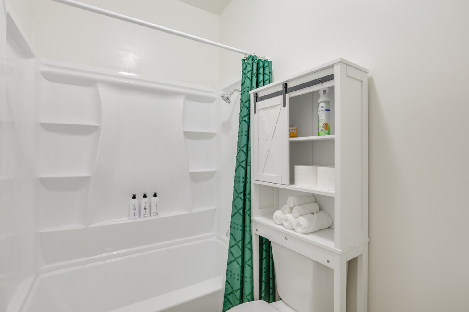 Building Photo - 2658-72 Broadway