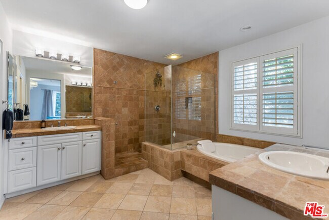 Building Photo - 13031 Villosa Pl
