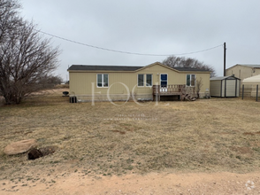 Building Photo - 3/2 with Carport - Country Living in Roose...