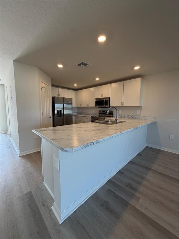 Building Photo - 211 Turtle Bay Ave