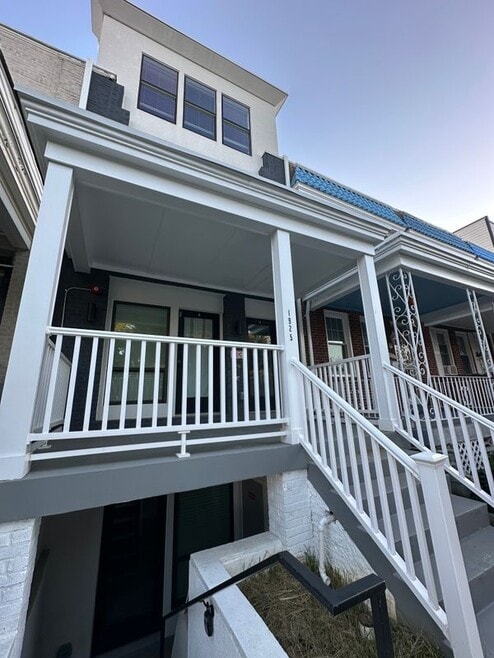 Building Photo - 1925 H St NE