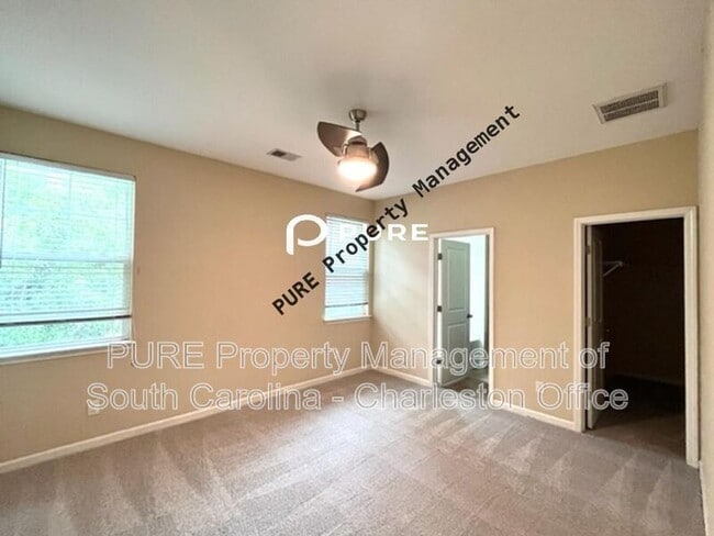 Building Photo - 2901 Penobscot Dr