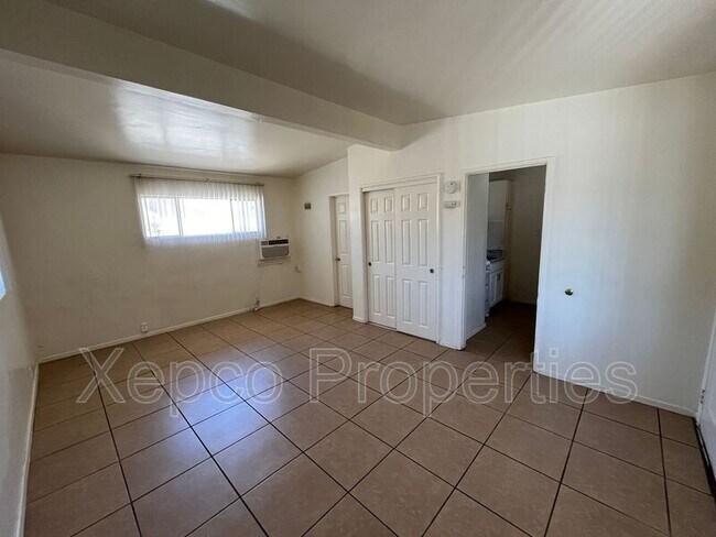 Building Photo - 13336 Ave Hermosa