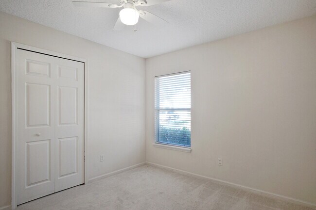 Building Photo - 1200 Woodchurch Ln