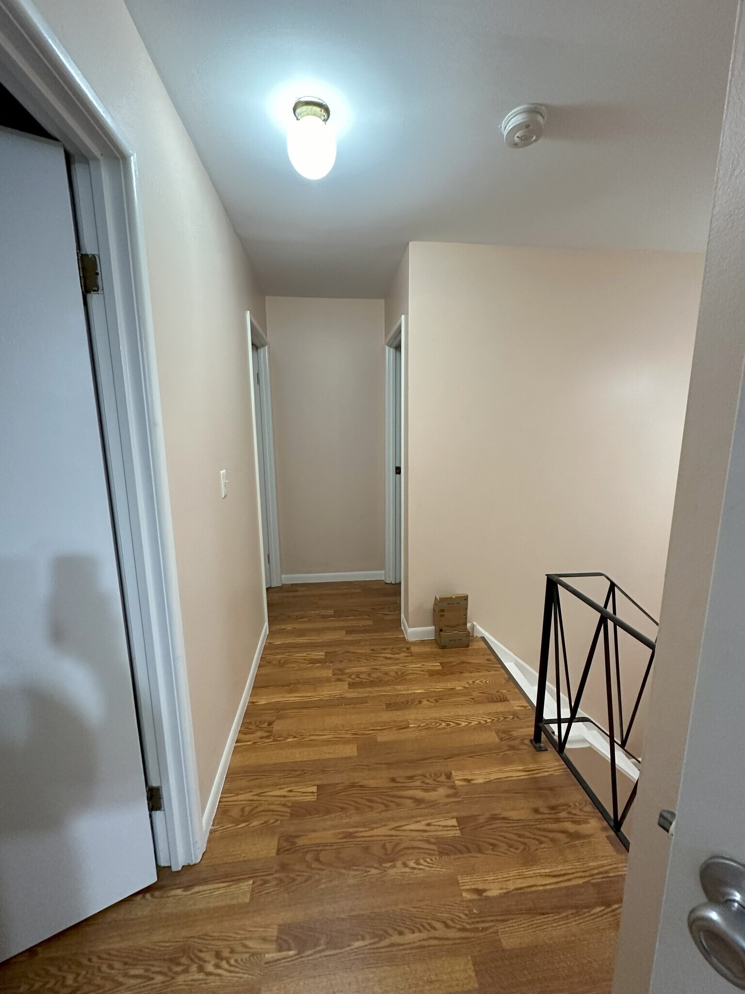 Building Photo - 226 Walker Dr