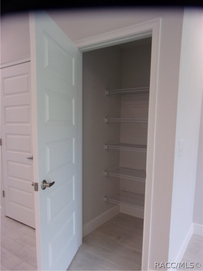 Building Photo - 215 Bittern Lp