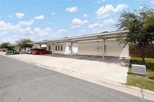 Building Photo - 2613 East Hayes Avenue