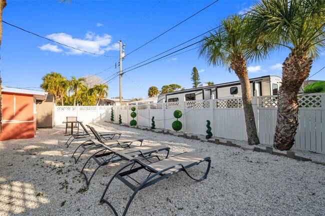 Building Photo - 58 Lido Dr