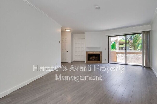 Building Photo - 3268 Via Marin