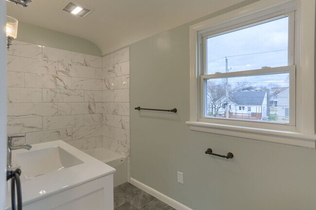 Building Photo - 51 Wharton Ave