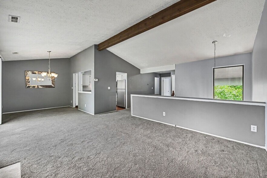 Building Photo - 24225 Evergreen Rd