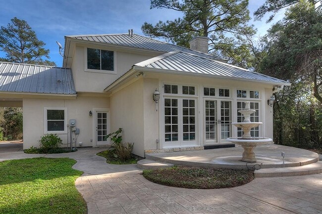 Building Photo - 2110 McCaleb Rd